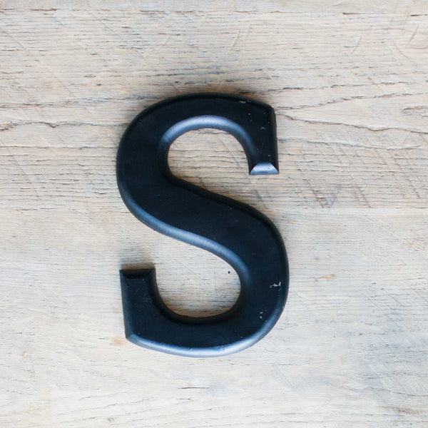 Black Statement Letters